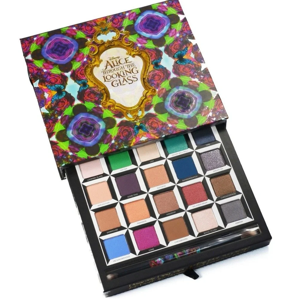 Urban Decay Disney Alice Through the Looking Glass Eyeshadow Palette New in Box